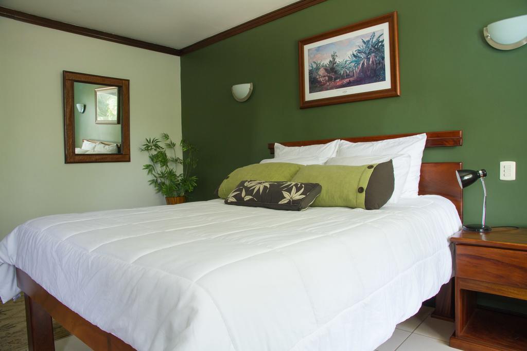 Getaways At Pueblo Real Hotel Quepos Esterno foto