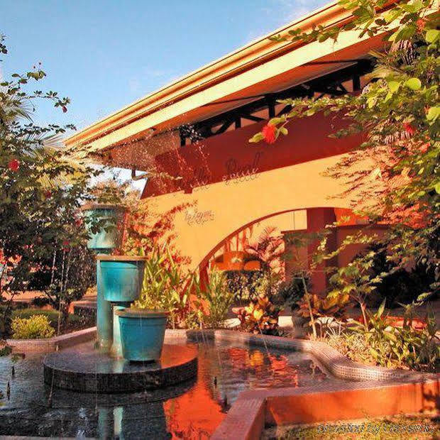 Getaways At Pueblo Real Hotel Quepos Esterno foto