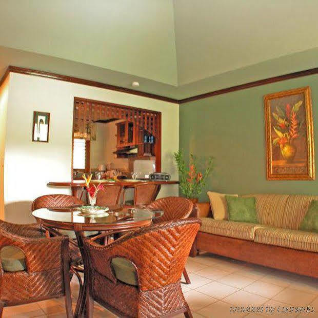 Getaways At Pueblo Real Hotel Quepos Esterno foto
